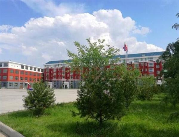齊光科技文化專業學校有口腔醫學專業嗎？
